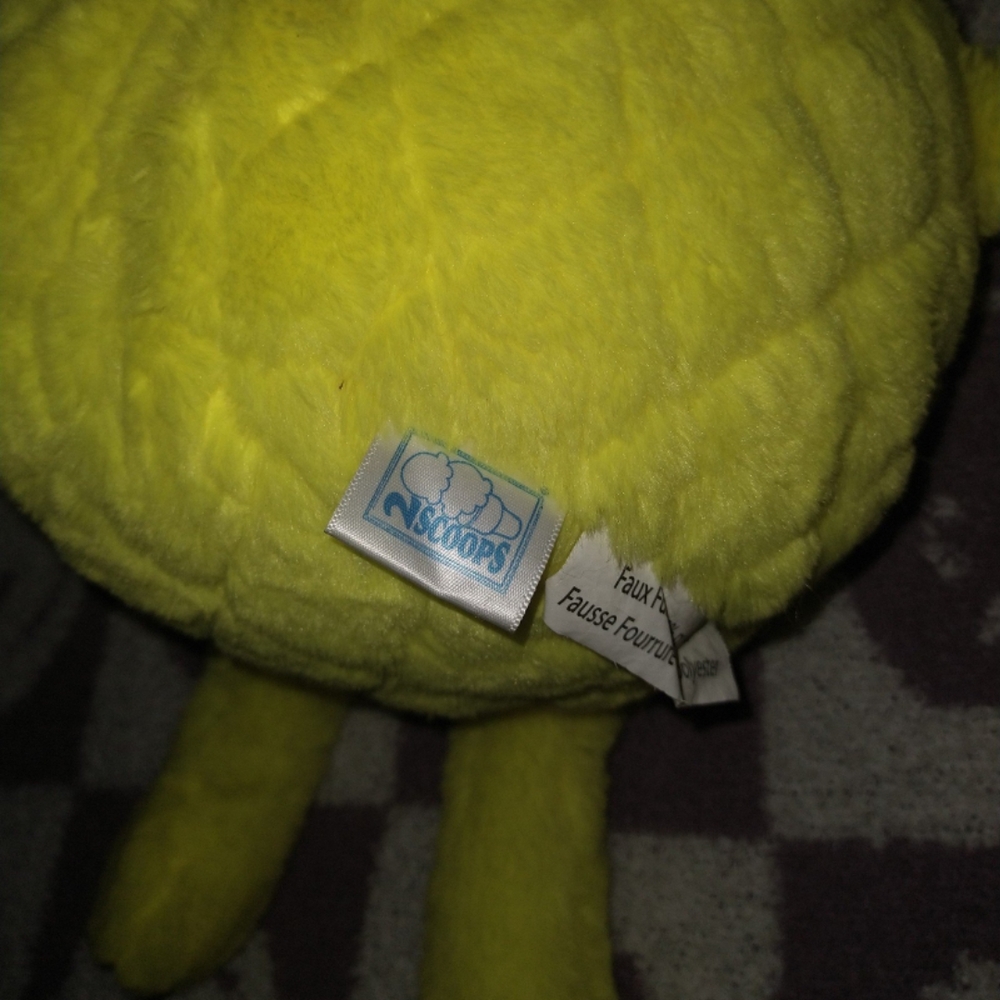 Cute Yellow Pineapple Plush Toy - Picture 3 of 3